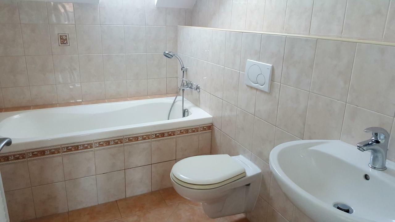 Lipno Apartmany Frymburk Ii. Extérieur photo